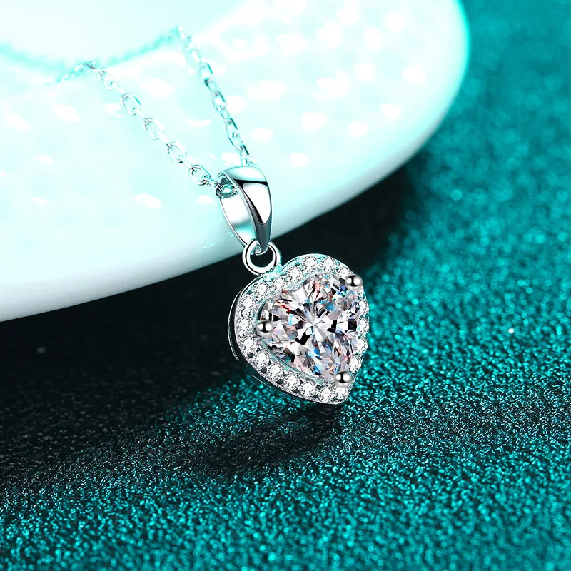 ネックレス・ペンダント wing bling 925 Silver Carena Heart Prong Moissanite Necklace Cubic Zirconia Heart With Moissanite Necklace 925 Sterling
