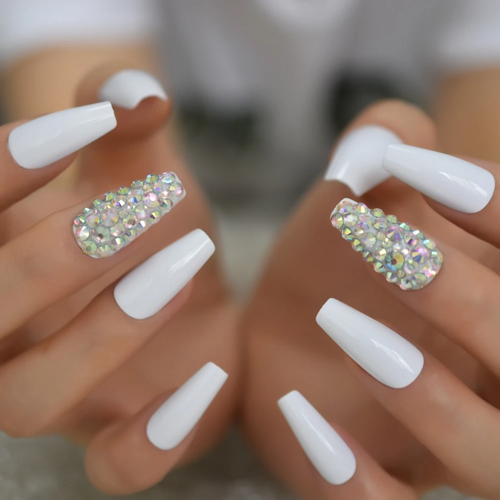 Medium False Nail Tips Tapered Glossy White Fake Nail 3D Custom Strass Full  Cover Press On Nail L5647| Alibaba.com