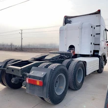Howo CNG A7 Used 6x4 12-Wheels Heavy Tractor Truck with Manual Transmission Diesel Fuel Left Steering for Sale