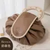 Donut-shaped handbag, brown