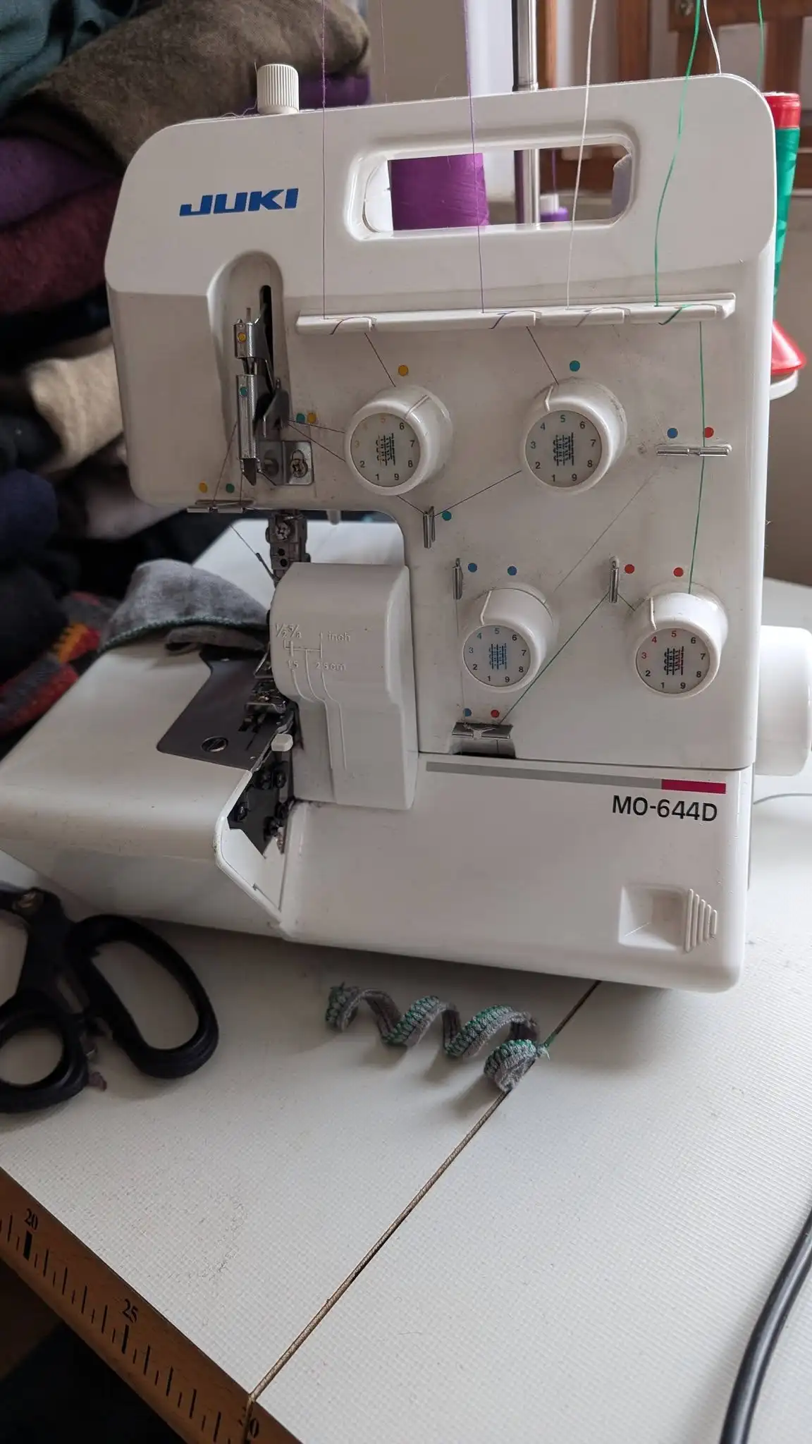 MO-644D Heavy Duty 4 Thread Overlock Household Sewing Machine
