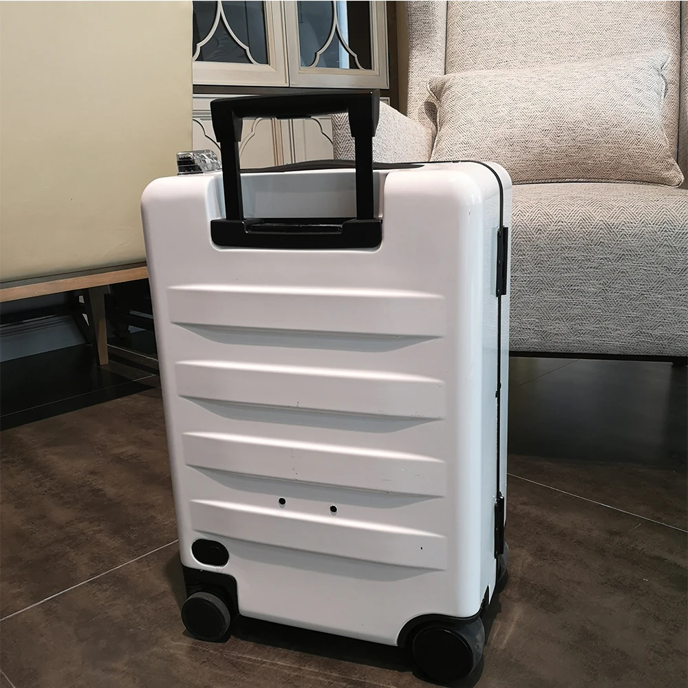 2020 New Automatic Following Robot Finger Print USB Charger Follow Smart Luggage