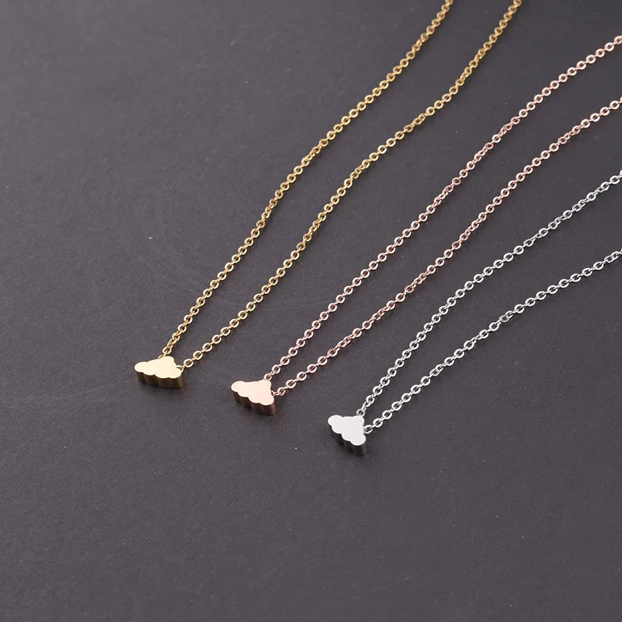 Cloudy Choker Necklace