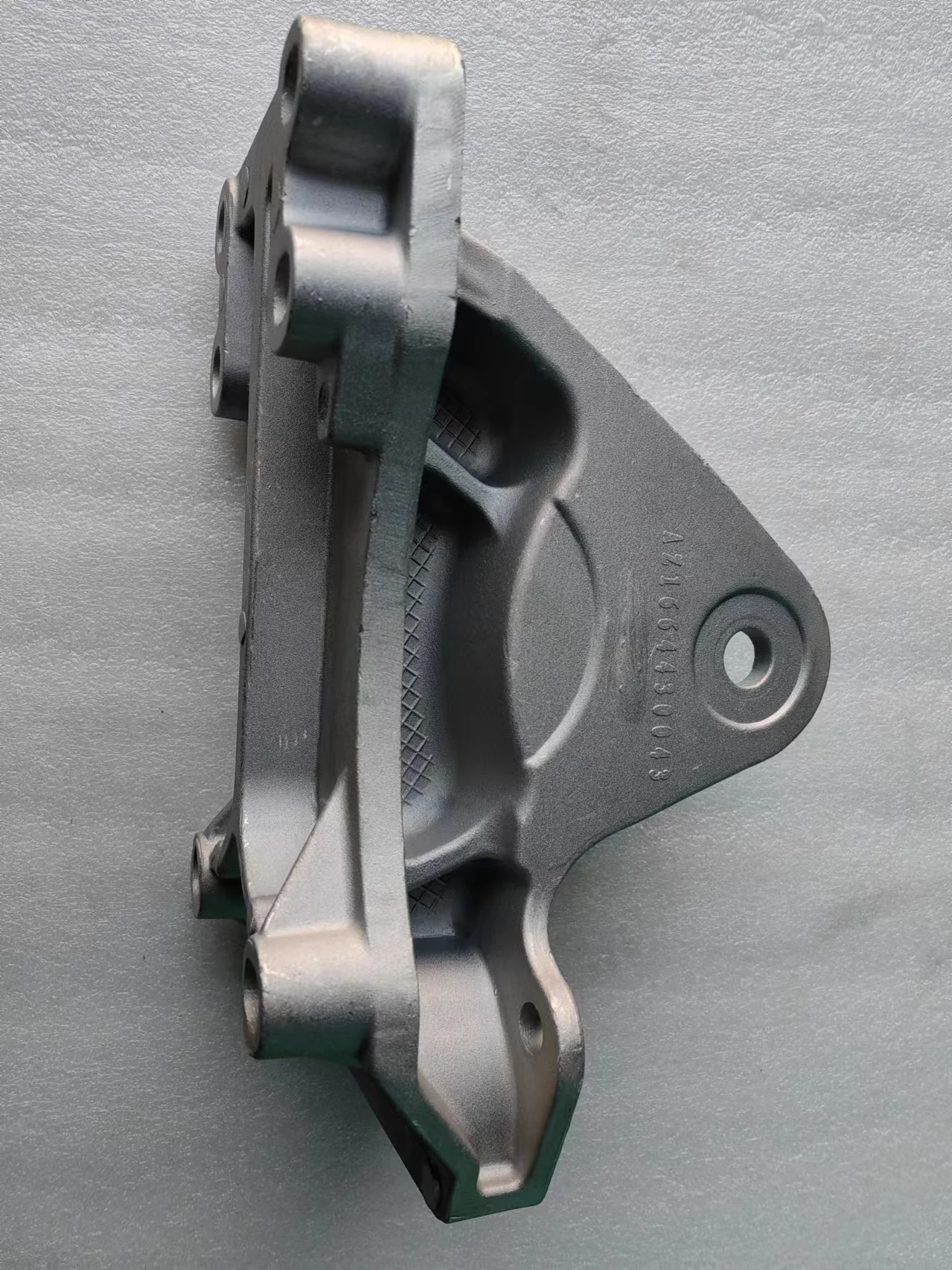 アライヴン AZ1664430043 Haowo A7 Driver's Cab Right Front Suspension