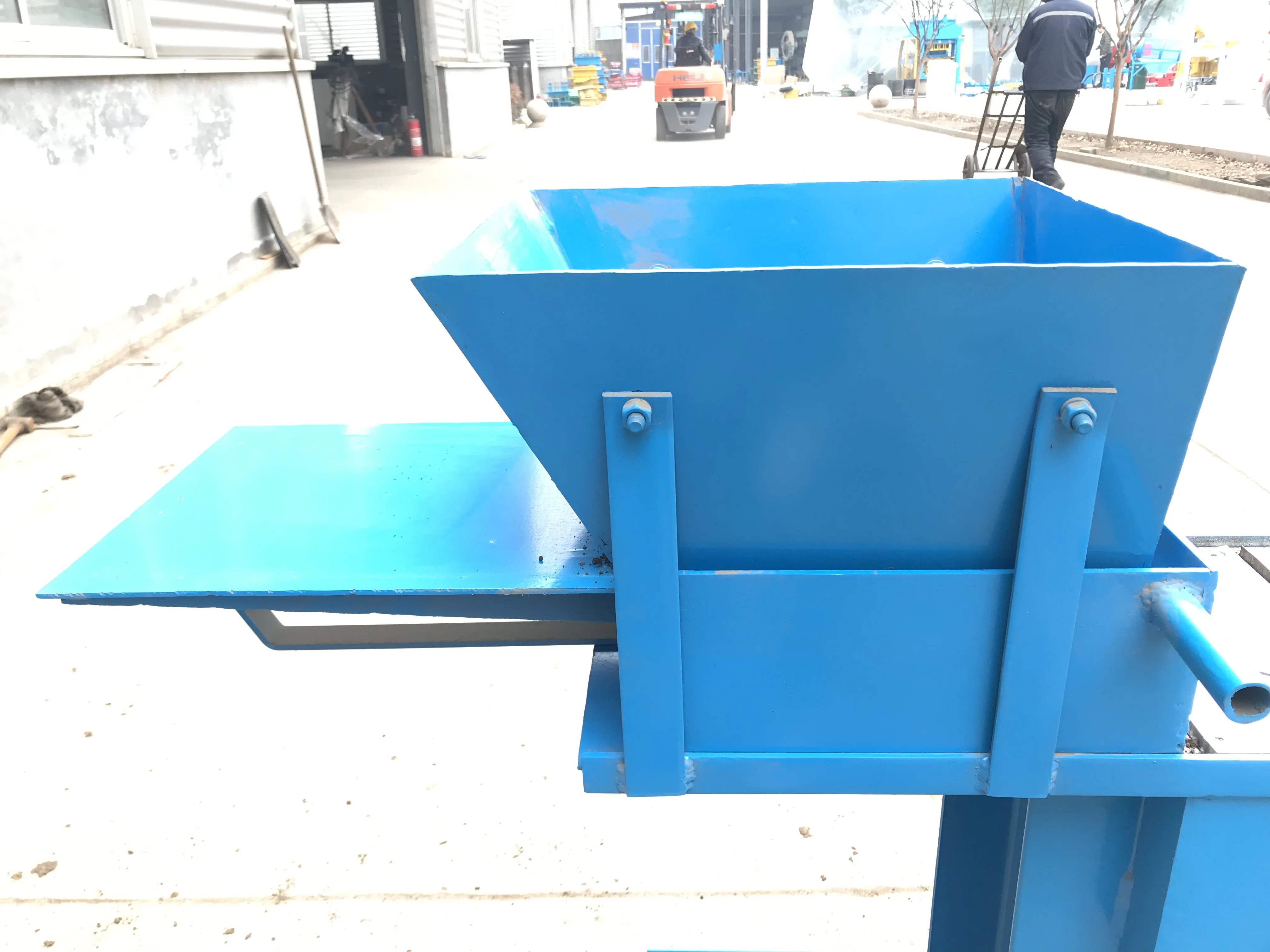 Low Cost Manual Interlocking Clay Soil Brick Making Machine logo Bricks Earth Block Machine in Small Size Clay Machine