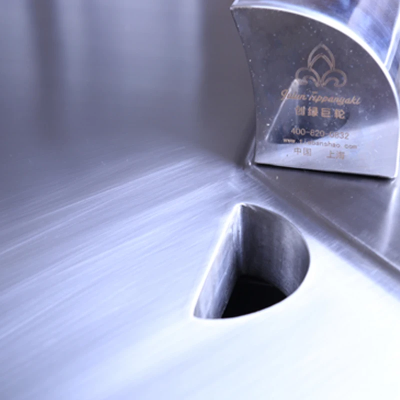 7-10 Seats Commercial Teppanyaki Grill Table with 8000W Power and 220-240V/380V for Restaurants