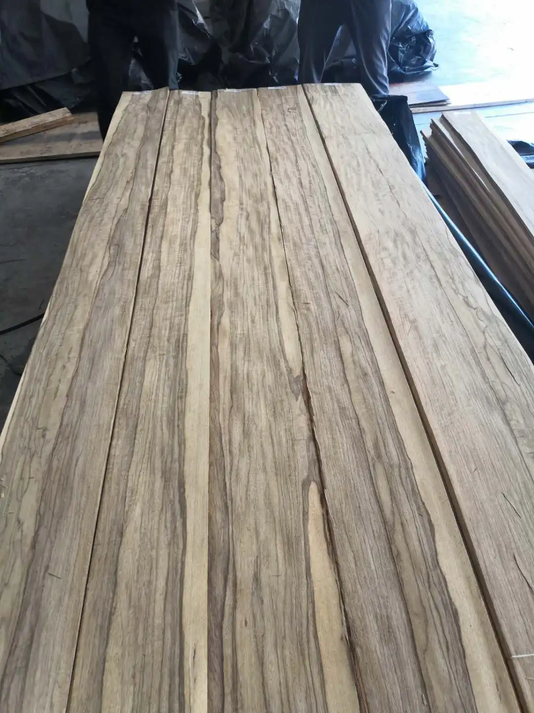 NATURAL BLACK and WHITE LIMBA WOOD VENEER for HOTEL APPLICATION