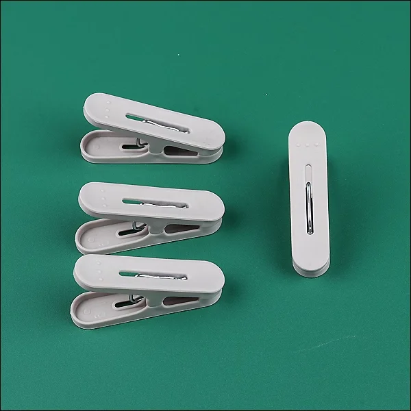 SOLELY Factory's Hot Sale Japanese Style Clothes Clips  Pins Pegs Wardrobe Balcony Bathroom Living room