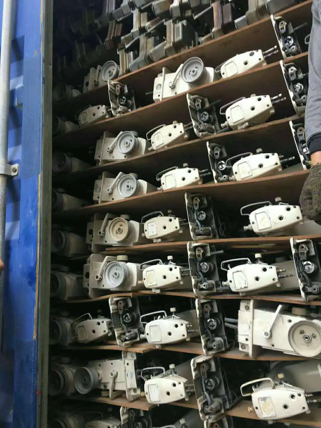 Second Hand 7000dd303a Brothers Computer Auto Trimmer Sewing Machine