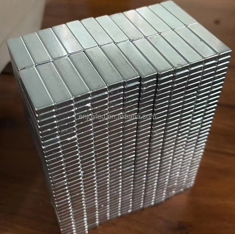 strong magnet-1.jpg