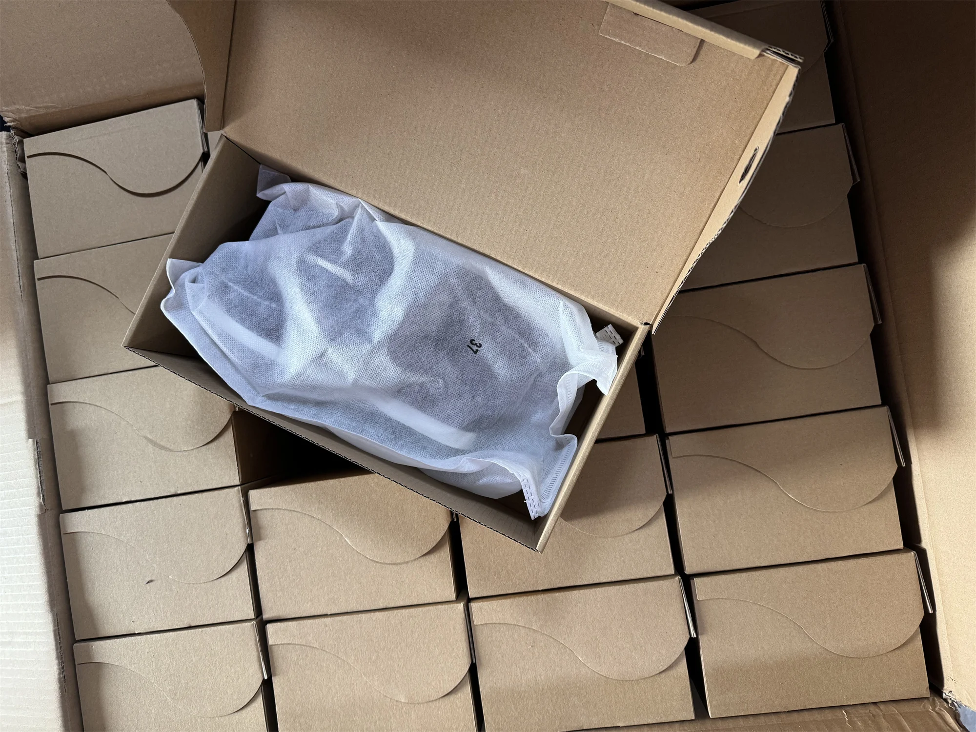 Packaging & shipping specifications