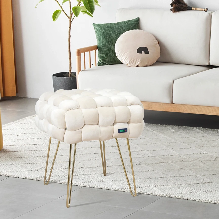 Wholesale Hot Sale Modern Style Bedroom Furniture Pouf Ottoman Seat Living Room Sitting Ottoman Bench