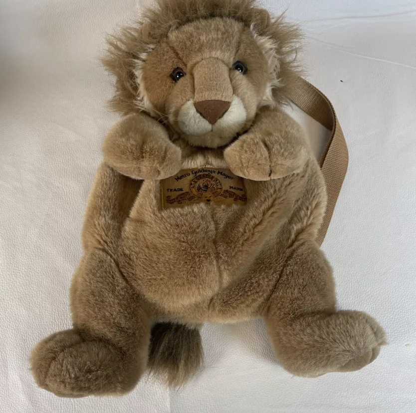 Plush 3D Lion Head Backpack with Fluffy Mane - Golden Brown and Cream 618VkkTGJjL._AC_UY1000_.jpg main image 3