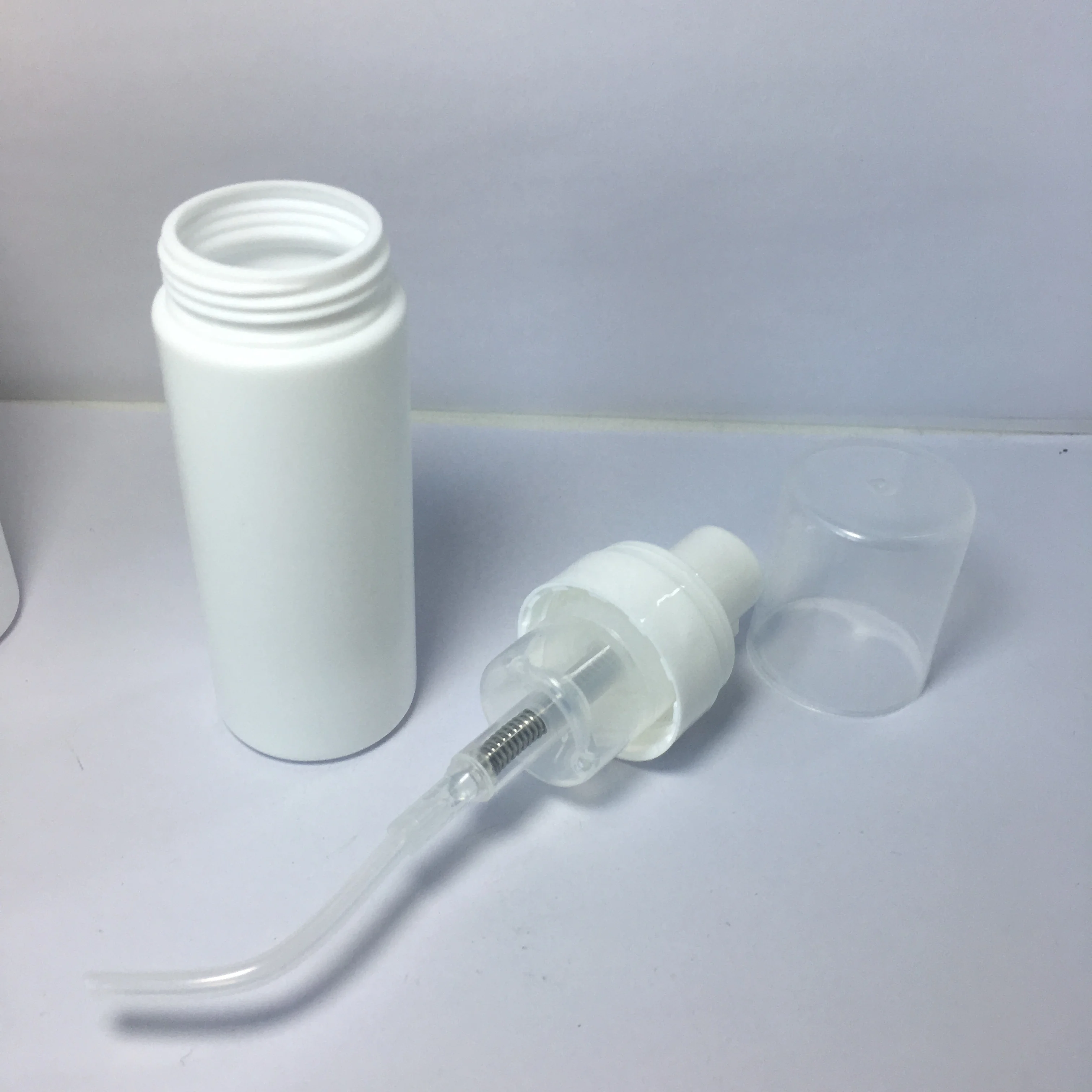 50ml HDPE White Cosmetic Foam Pump Bottle with 30mm PP Foam Pump for Hand Soap