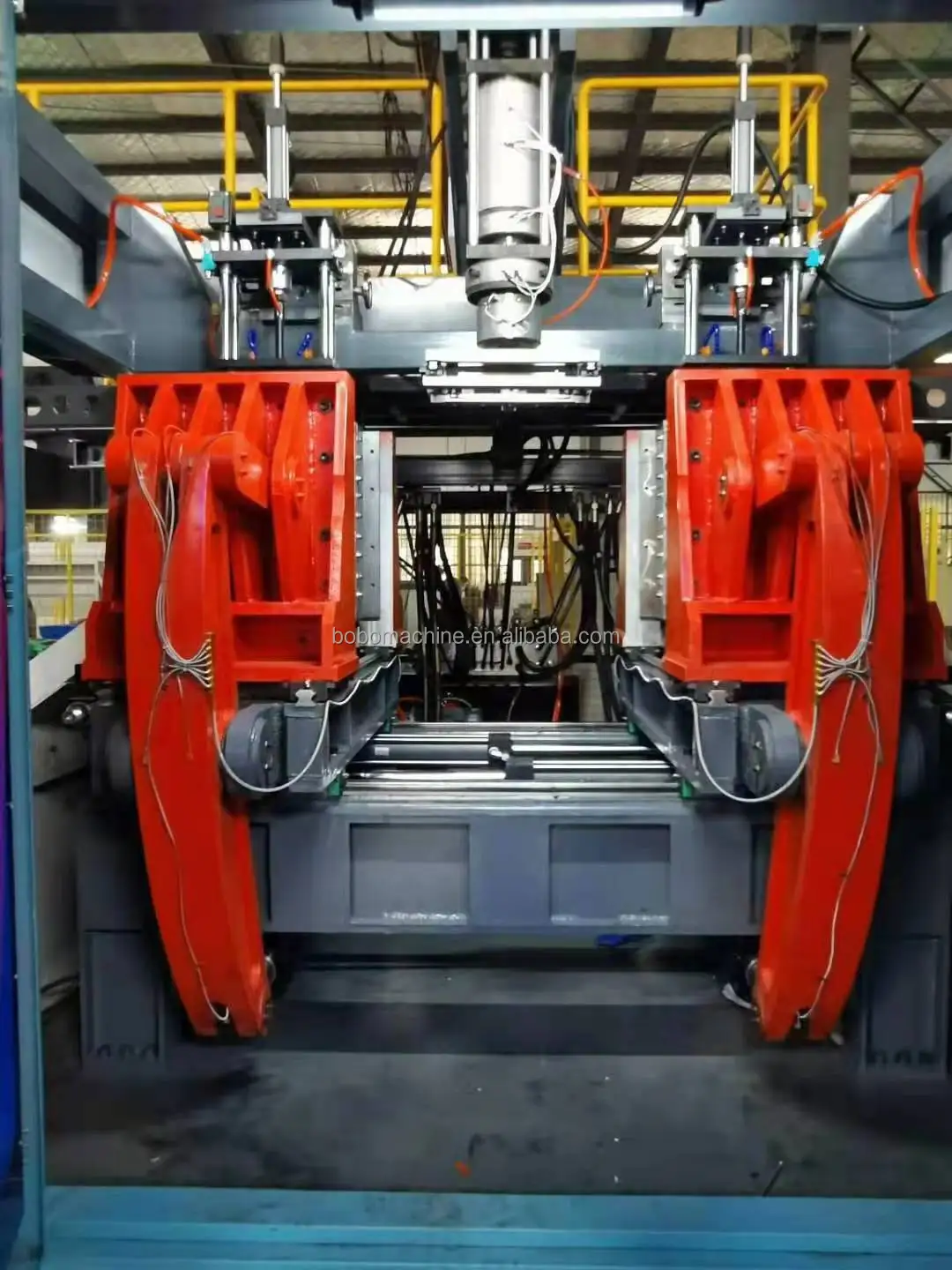 BOBO Machine plastic jerry can production pet bottle machine maker shown in a detail photo for this news article