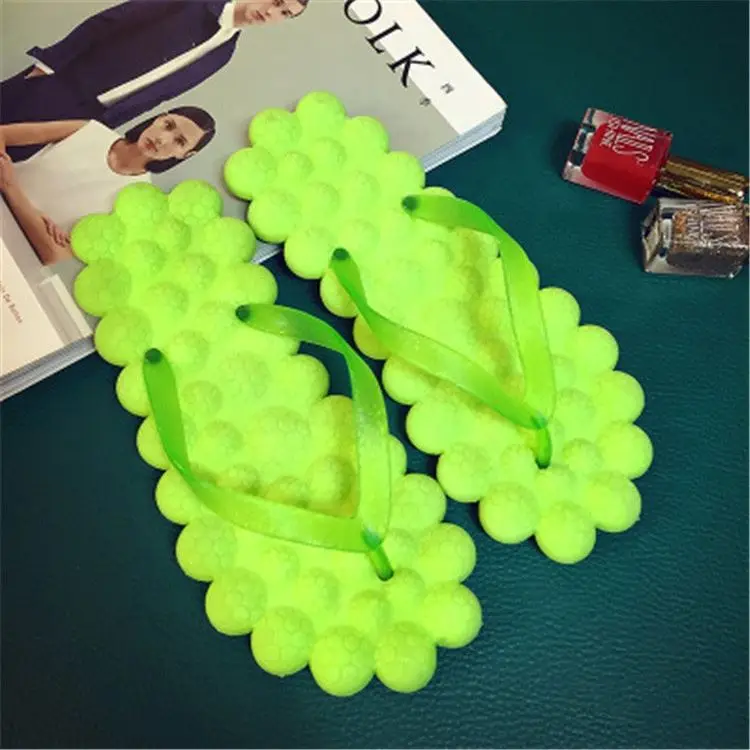 2021 Creative Bubble Flat Flip Flops Grape Massage Sandals Shoes Women Flip-Flops Slippers