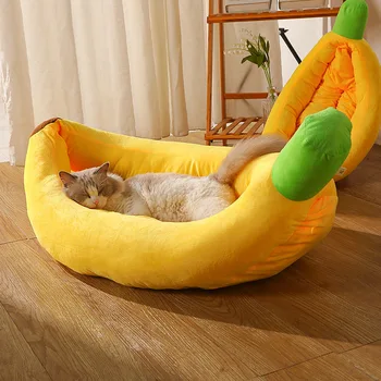 Autumn and Winter Wholesale Detachable Washable Thick Banana Shaped Pet Bed Warm Dog Bed cat Bed for Small and Medium Pets