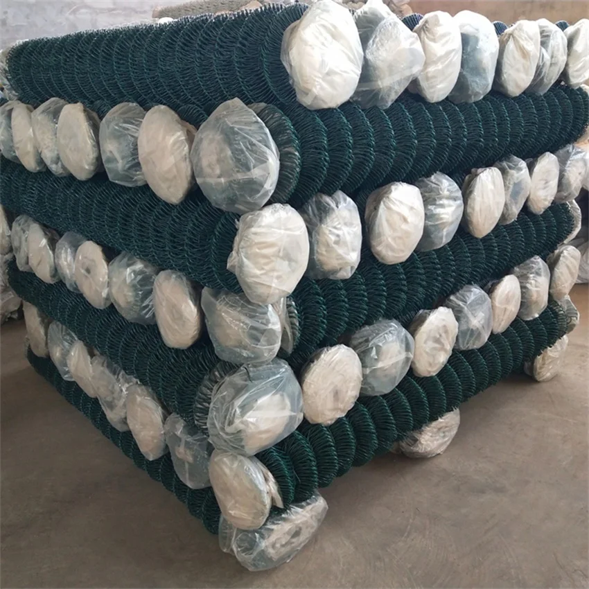 China Factory Hot Sale Galvanized Chain Link Fence Fence Mesh Accessories Silver Green Powder Coated Barbed Wire