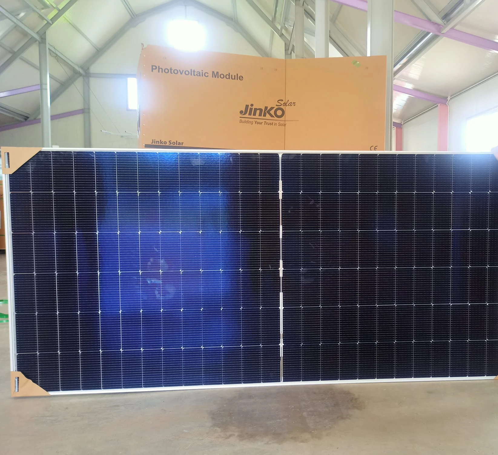 A grade JKM630N-78HL4 Jinko tiger Neo N-type Solar panel 630W 