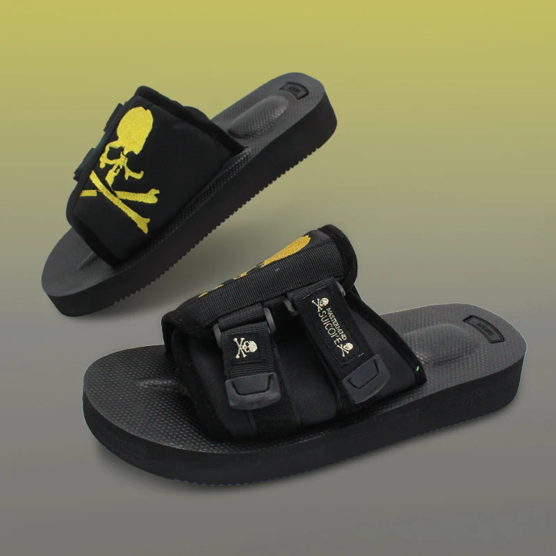 SUICOKE×mastermind スカルデザイン スライドサンダル MASTERMIND×SUICOKE】 The new collaboration sandals will be