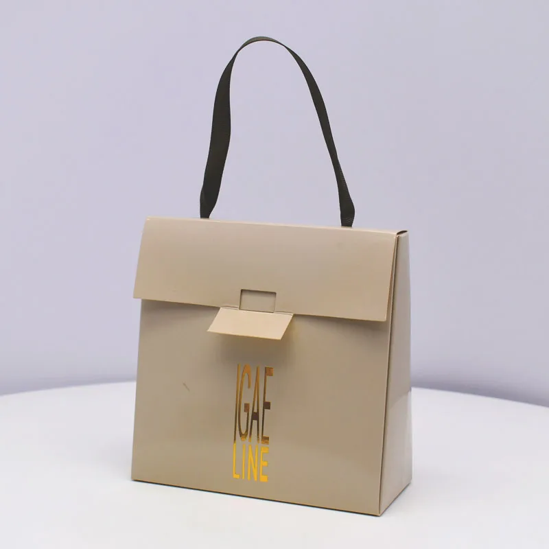 OEM/ODM Custom LOGO Printing Paper Rigid Foldable Handle Customizable Shape Size Fashionable Handbag factory