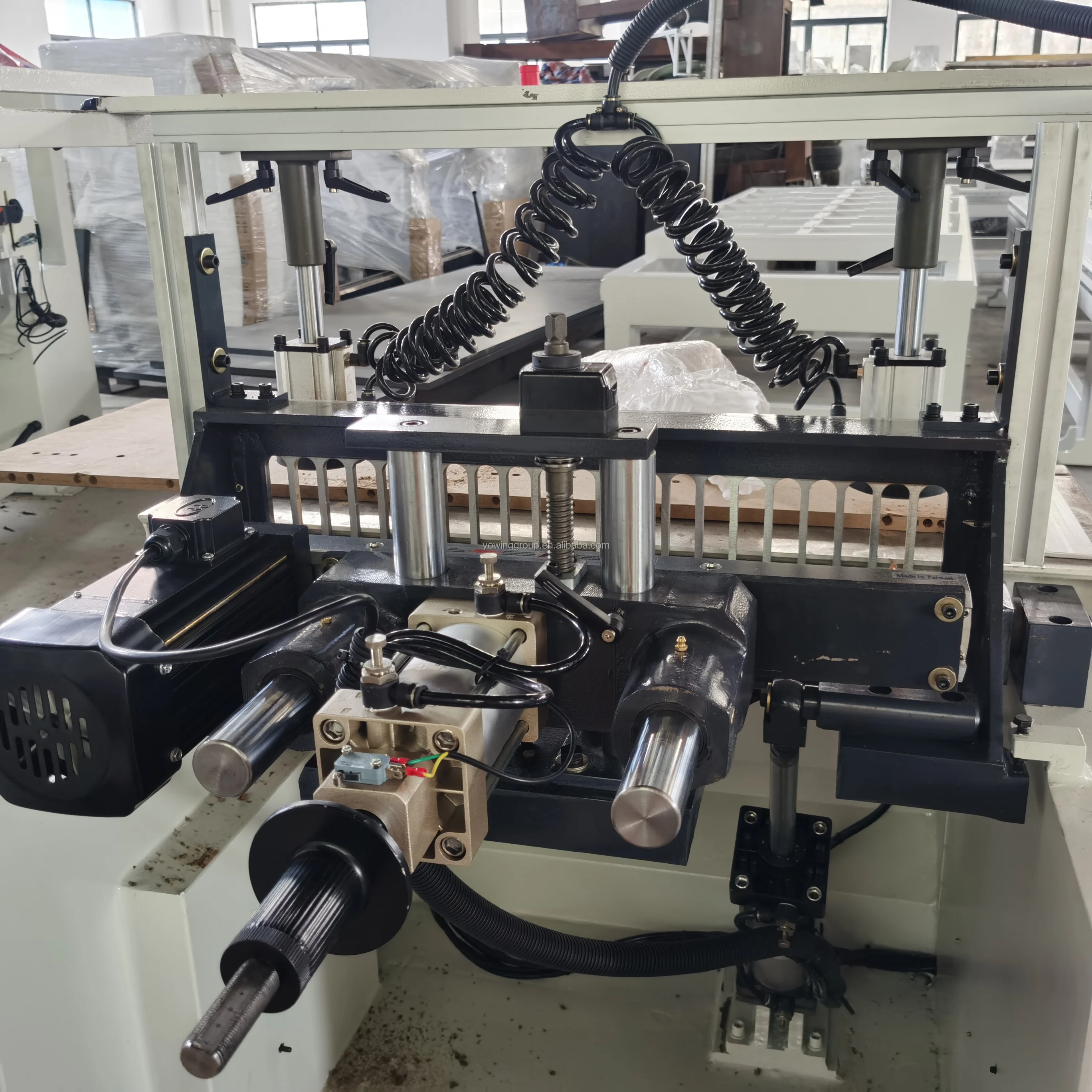 Woodworking Single Row Horizontal Vertical Multi Rows Boring Drilling Machine