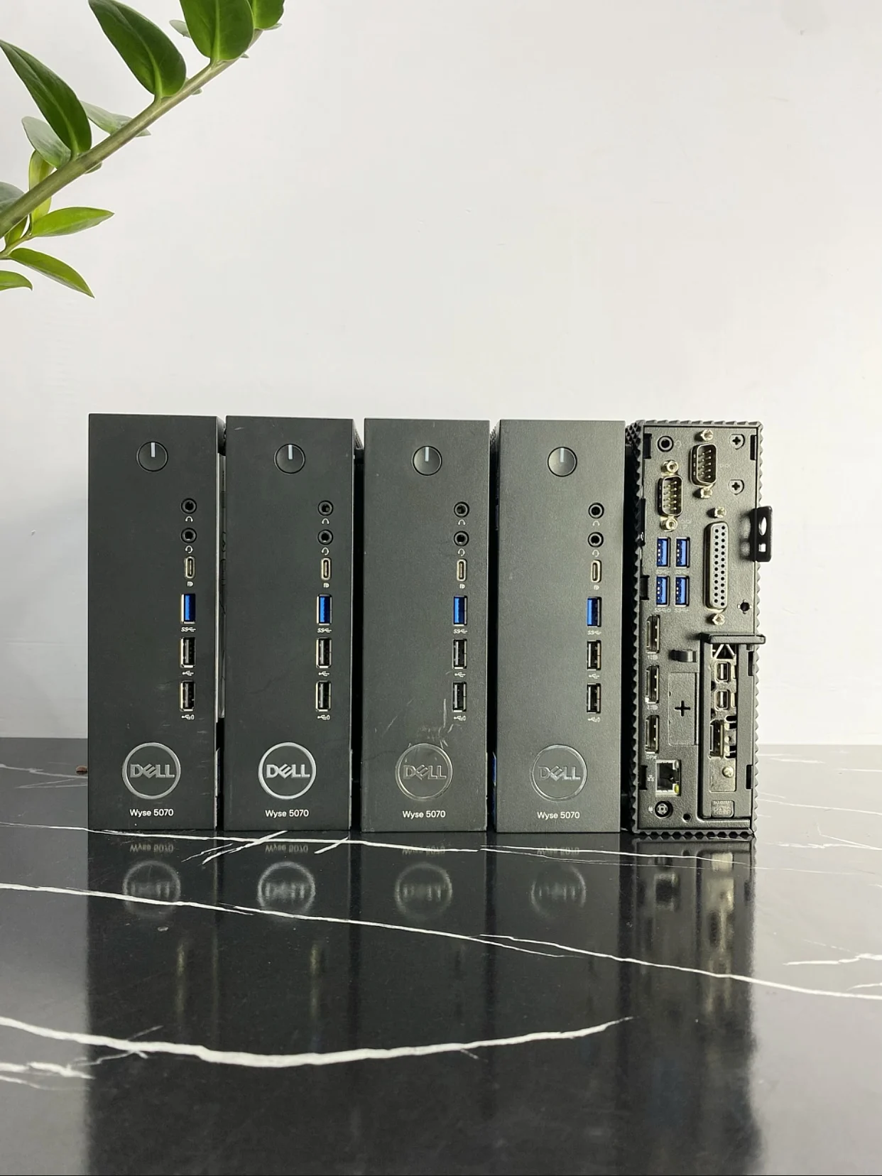 Dell Wyse 5070 シンクライアントPCワークステーション（4K対応ミニPC