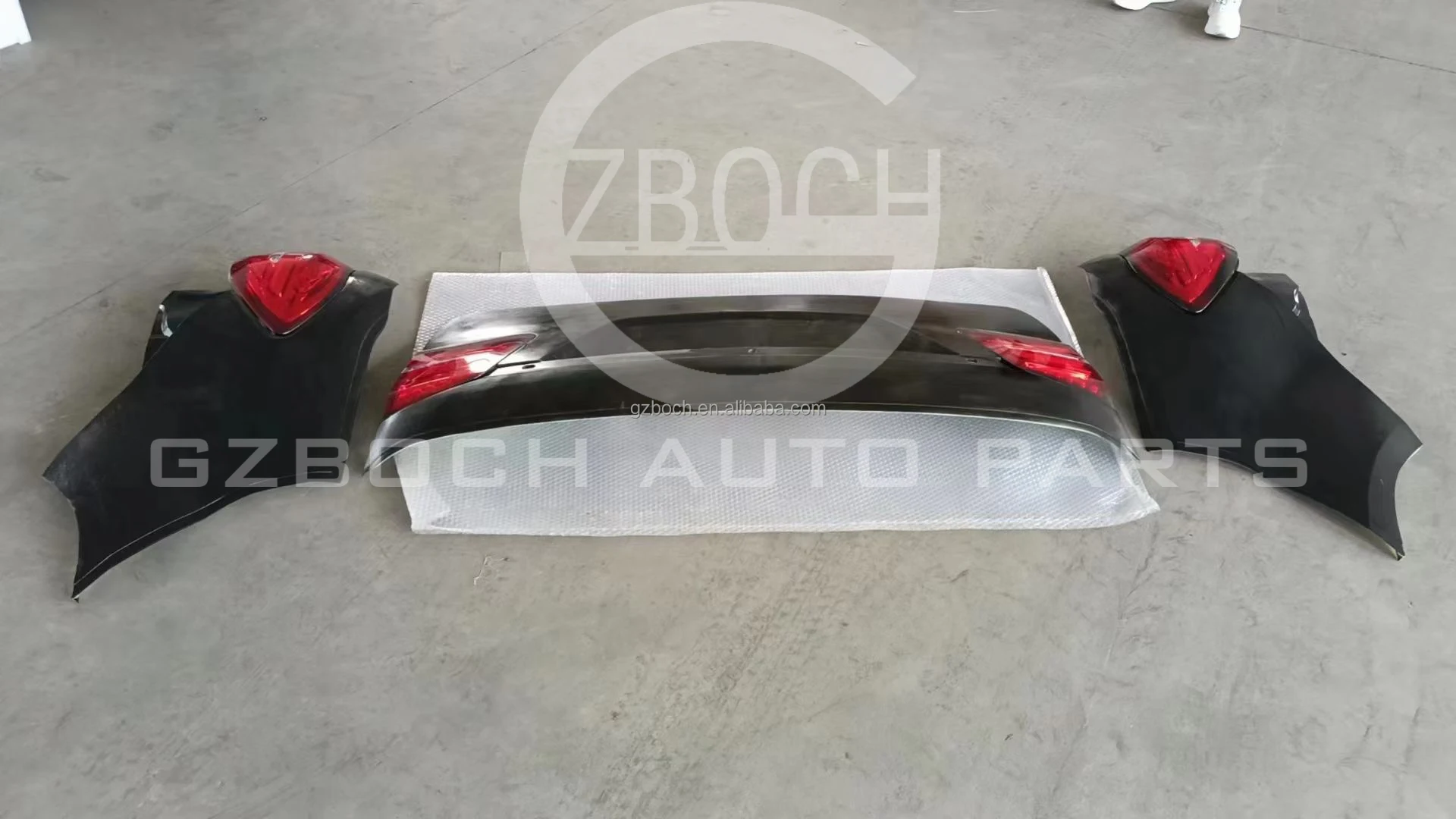 Mercedes-Benz GLクラス X164/X166 ボディキット一式 テールライト