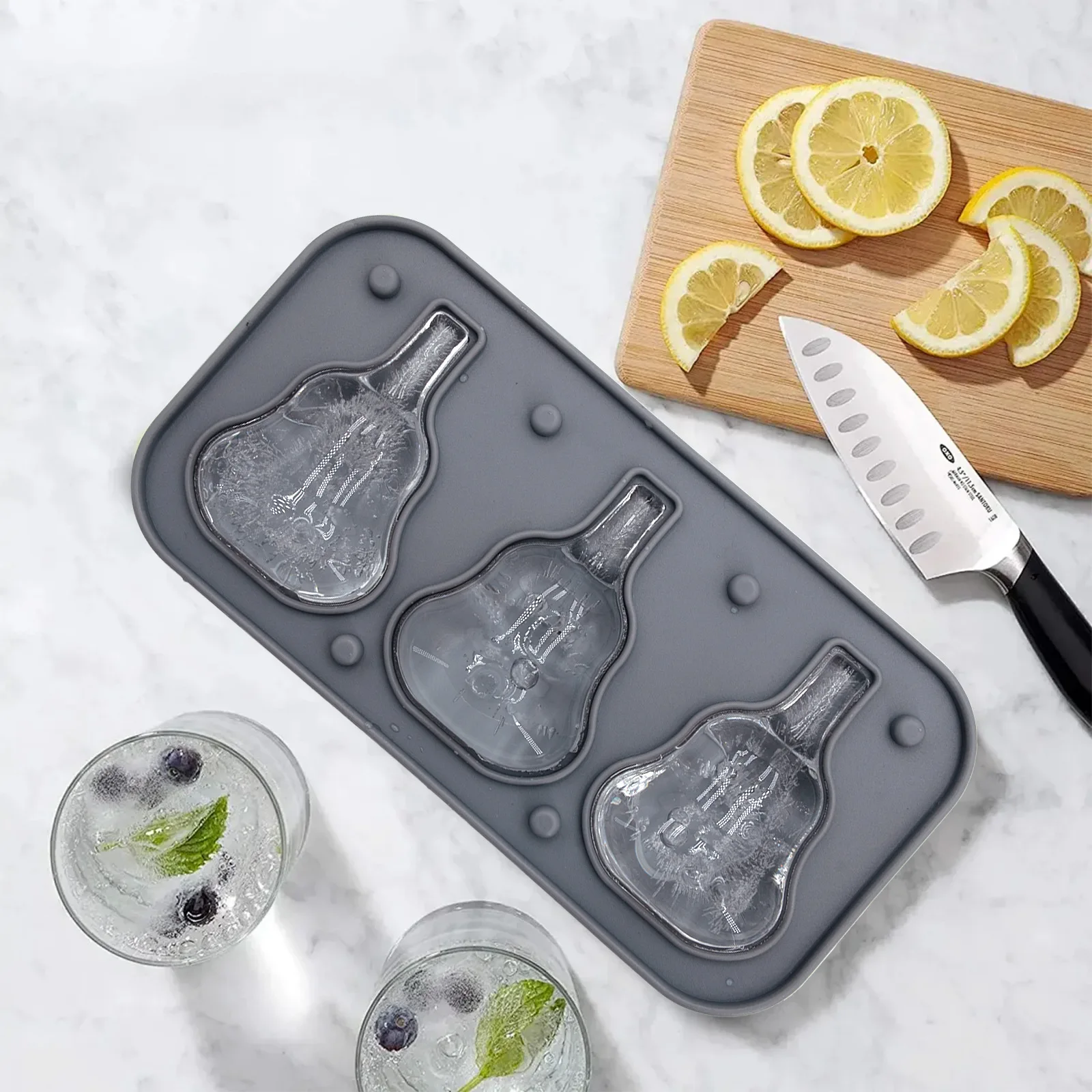 Silicone Ice Cube Mold, Whiskey Bottle Shaped Ice Tray Food-Grade Reusable Ice Mould for Cocktail Drinks, BPA Free Bar Accessory manufacture