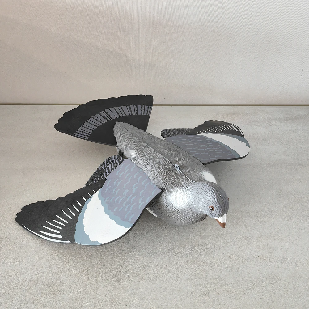 Flying  Plastic Hunting Pigeon Decoy  to Scare Bird