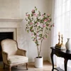 Feuilles vertes, Rose