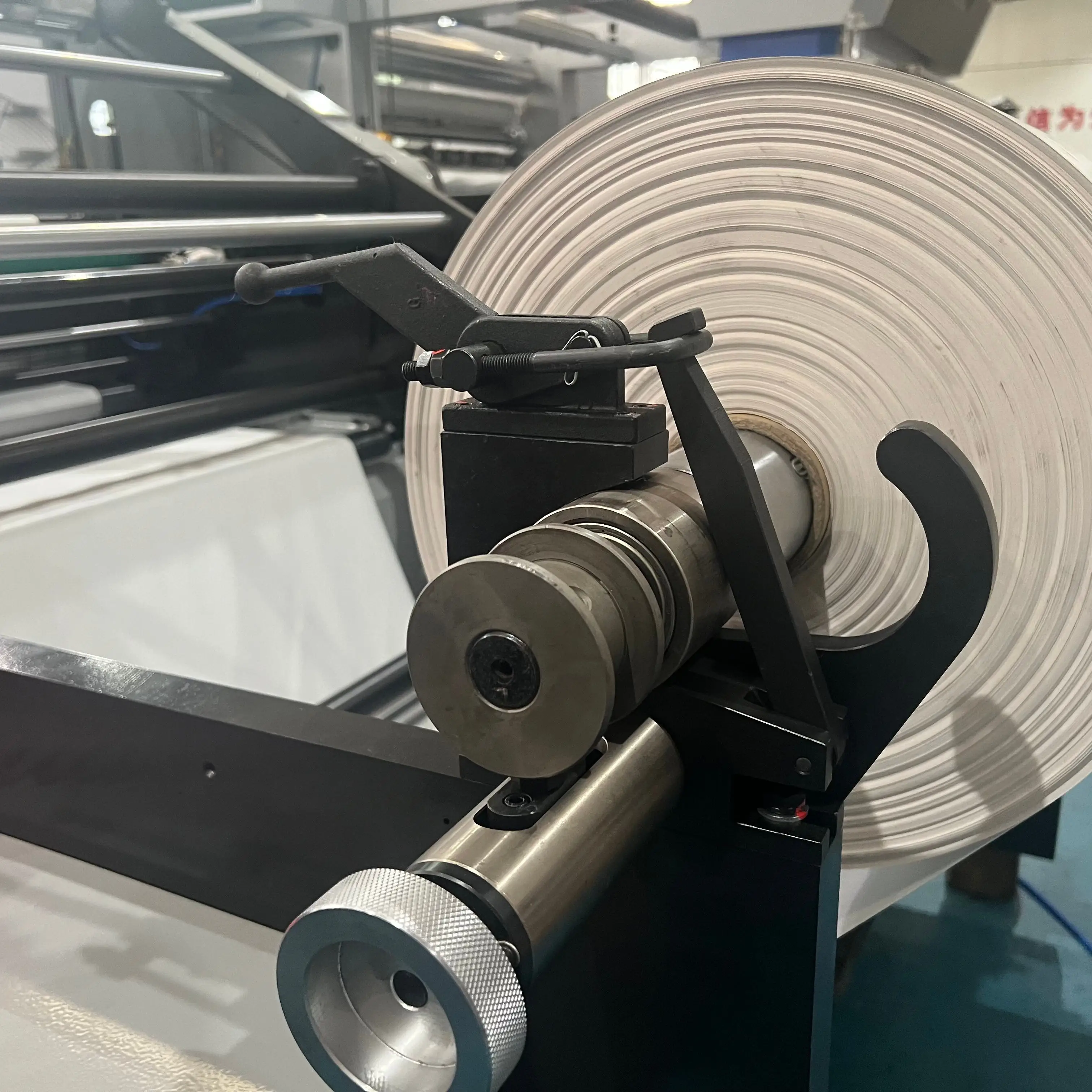 Processing Jumbo Paper Roll Making Slitting and Rewinding Machine for Manufacture of Thermal Paper Slitter Rewinder