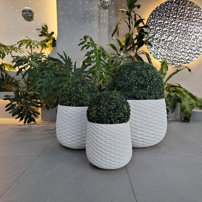 Modern Eco-Friendly Lightweight Fiberglass Clay Floor Plant Pots with  Drainage Hole - 20L for Indoor & Outdoor Use