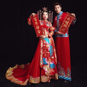 2020 Latest design Chinese factory made traditional embroidered satin wedding dress