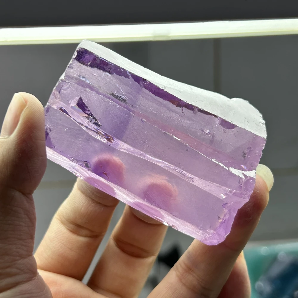 HQ Gems 1 Kilogram Synthetic Uncut Cubic Zircon Materials Blue White Yellow Green Pink Purple Red Colors Raw CZ Rough Stone