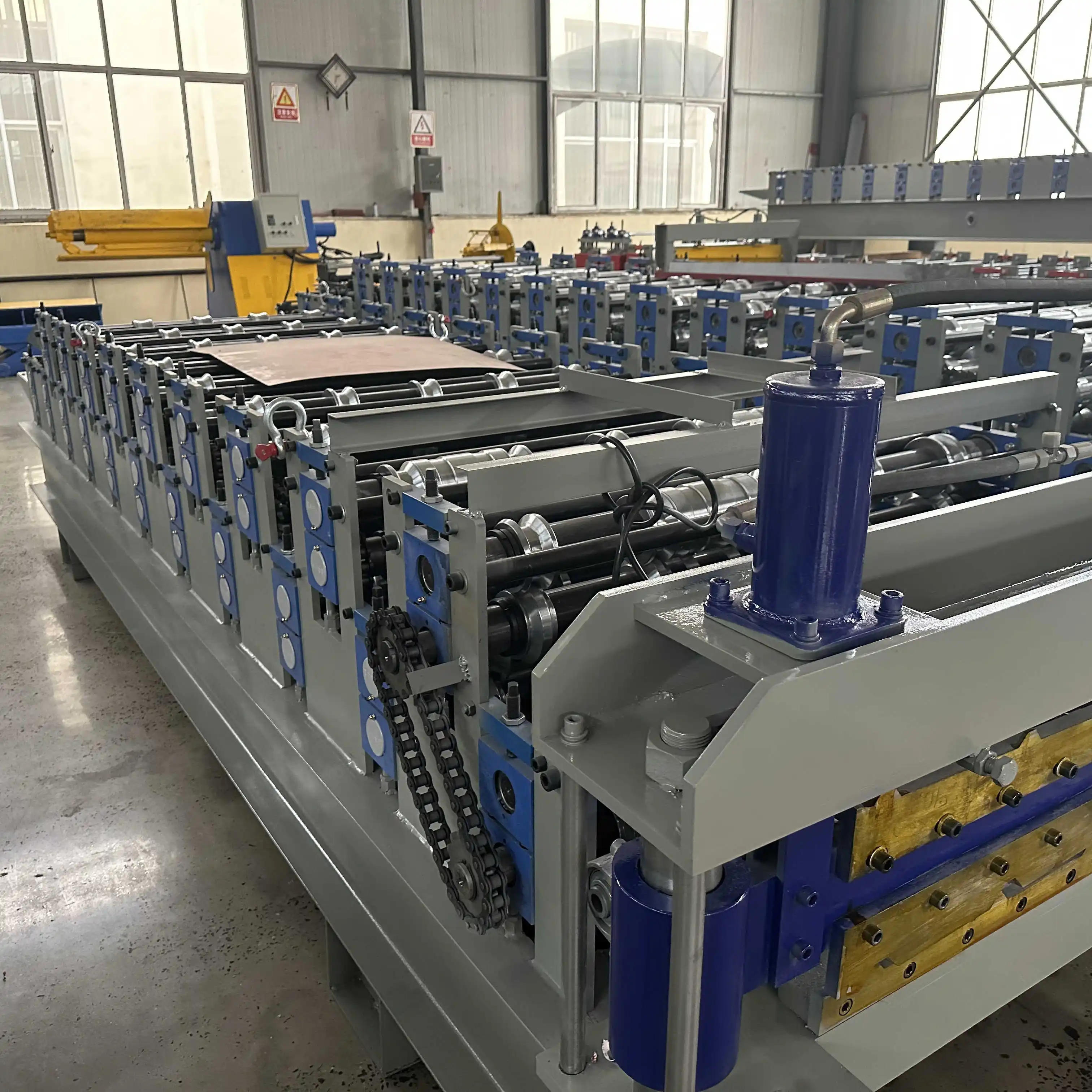 Factory Customized  Automatic Roofing Sheet Bending m Achine Steel Wall Tile m Aking Roll Forming m Achine
