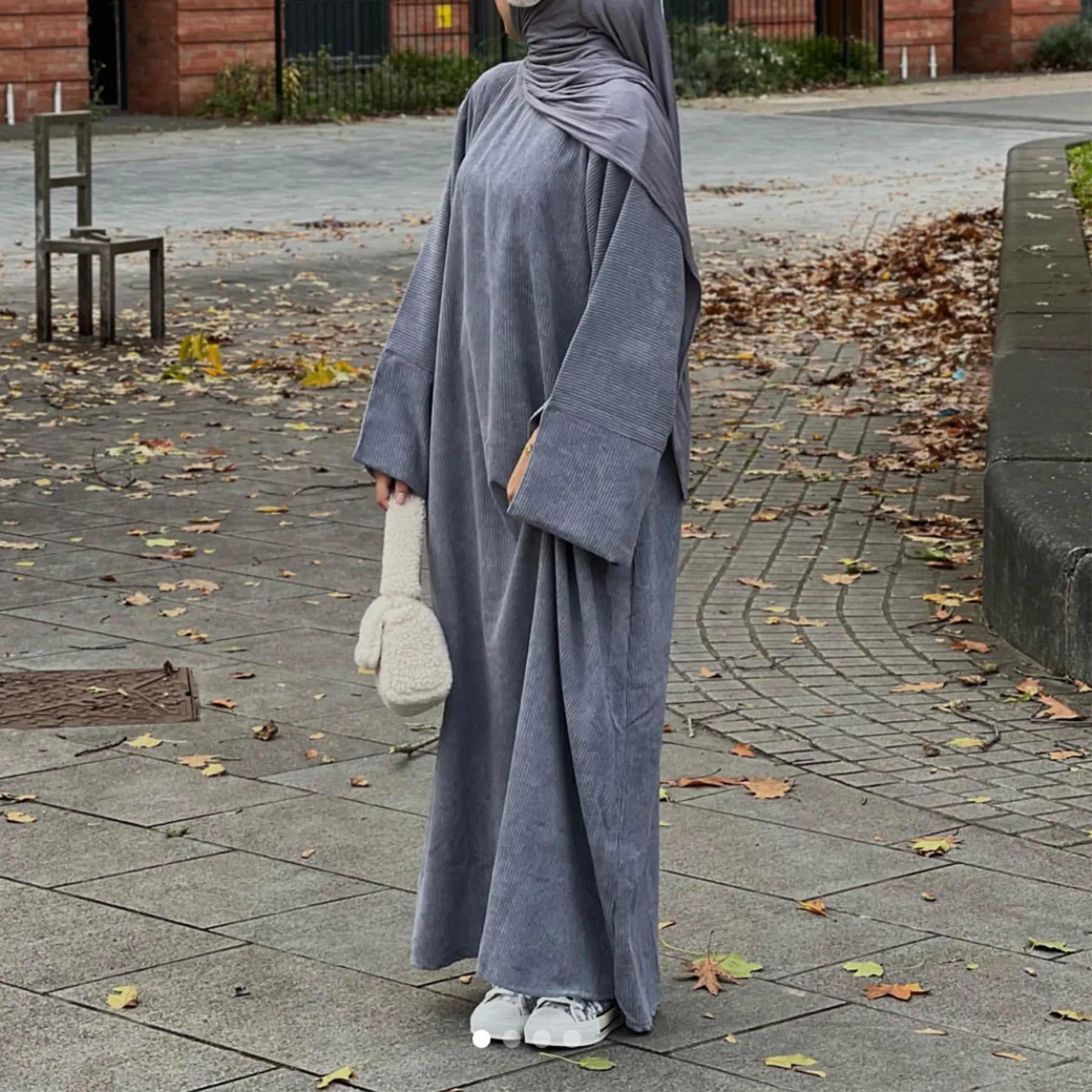 winter muslim dress New Design Traditional Clothing Wholesale Long Sleeves Payer Dress Winter Corduroy Abaya Tadashi Shoji Blue Liana technology:Velocity Designed for the mode Size:9 US