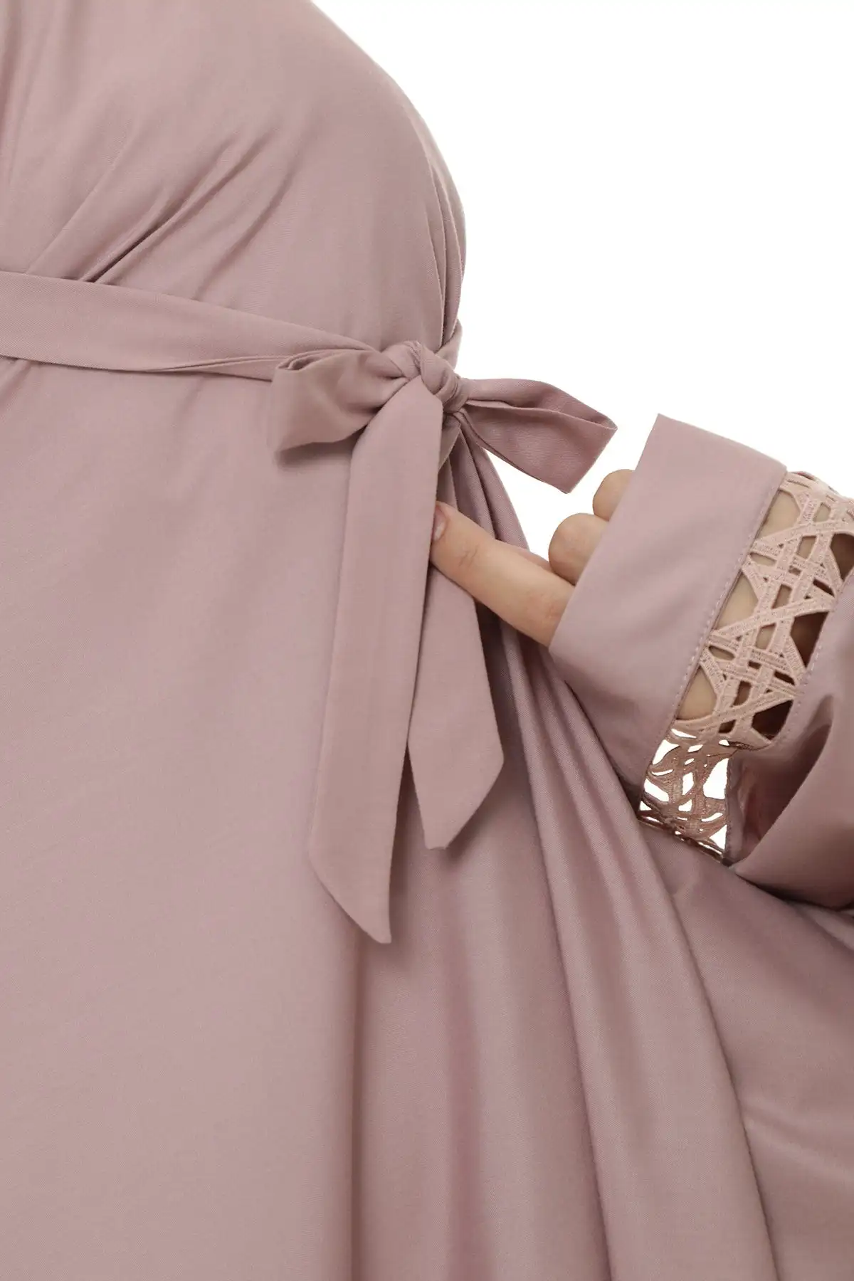 SIPO Hot Selling One-piece Prayer Robe Madina Silk Telekung Muslim ...