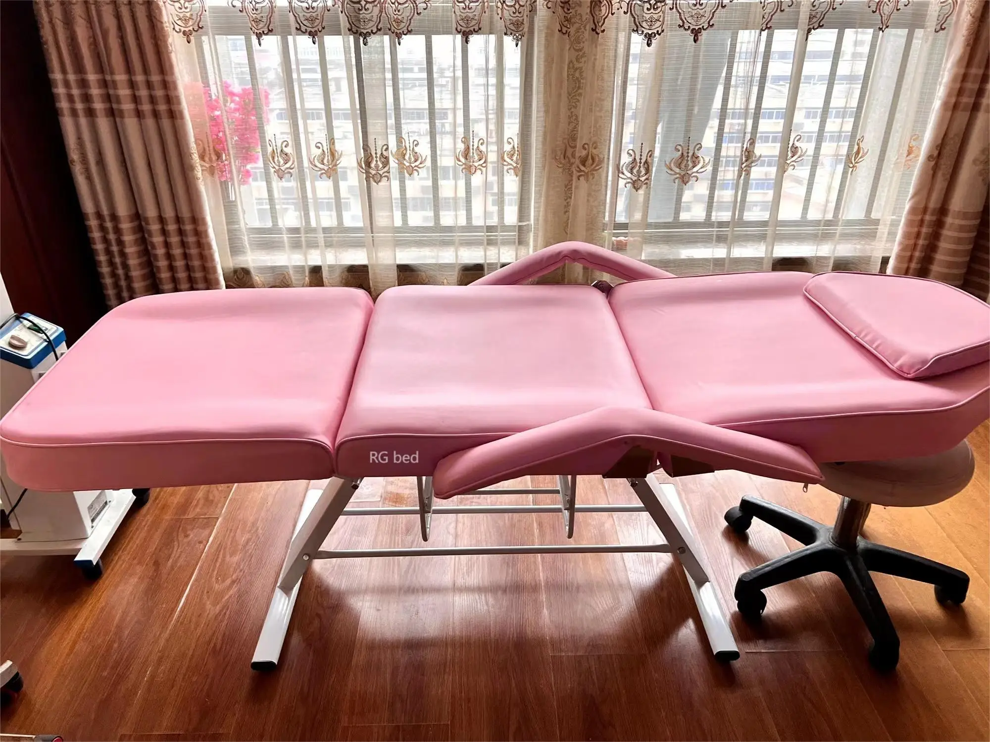 Reinforced Base Hot Sale Spa Salon Eye Lash Folding Flat Lying Beauty