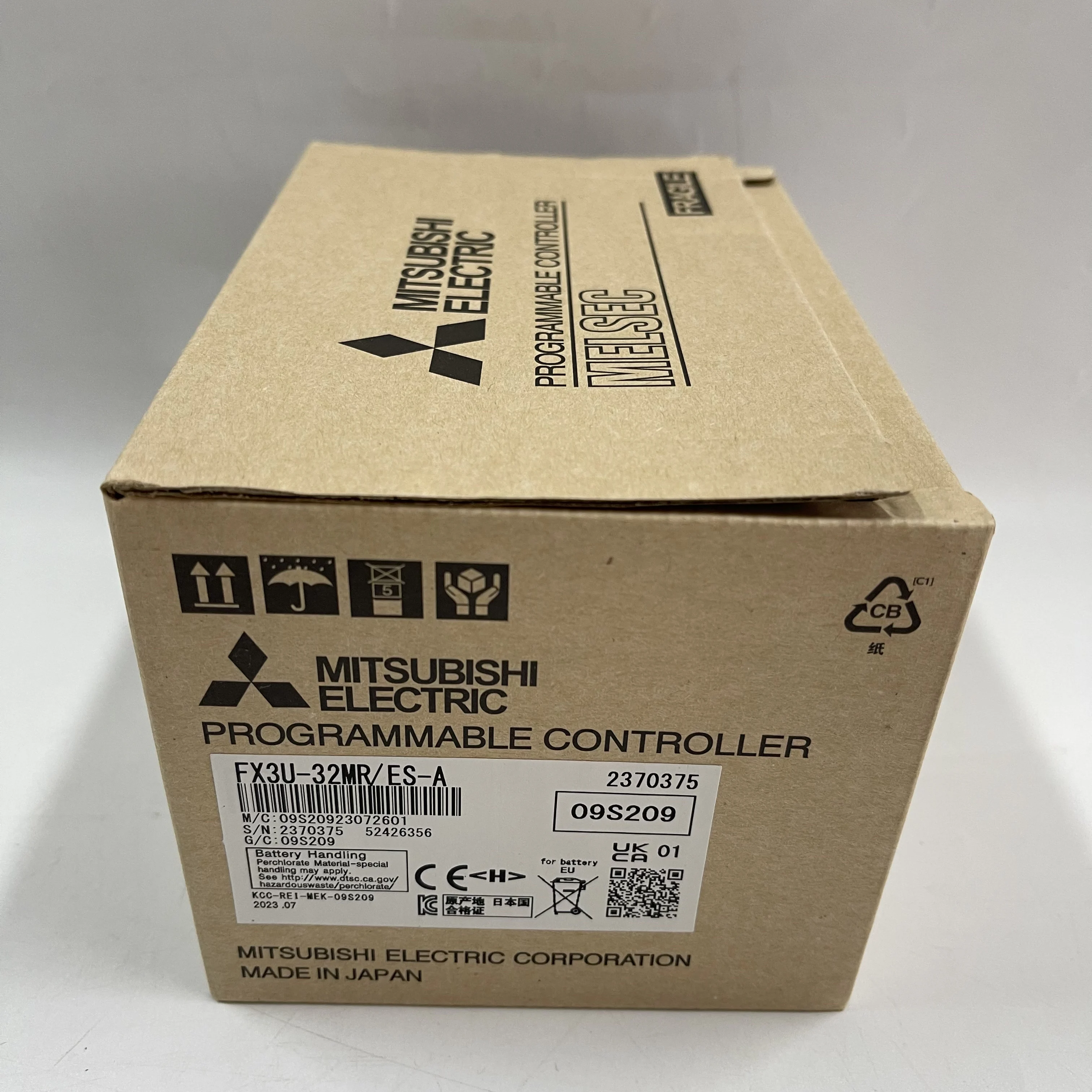 Mitsubishi Programmable Logic Controller FX3U-32MR/ES-A Mitsubishi Programmable Logic Controller FX3U-32MR/ES-A