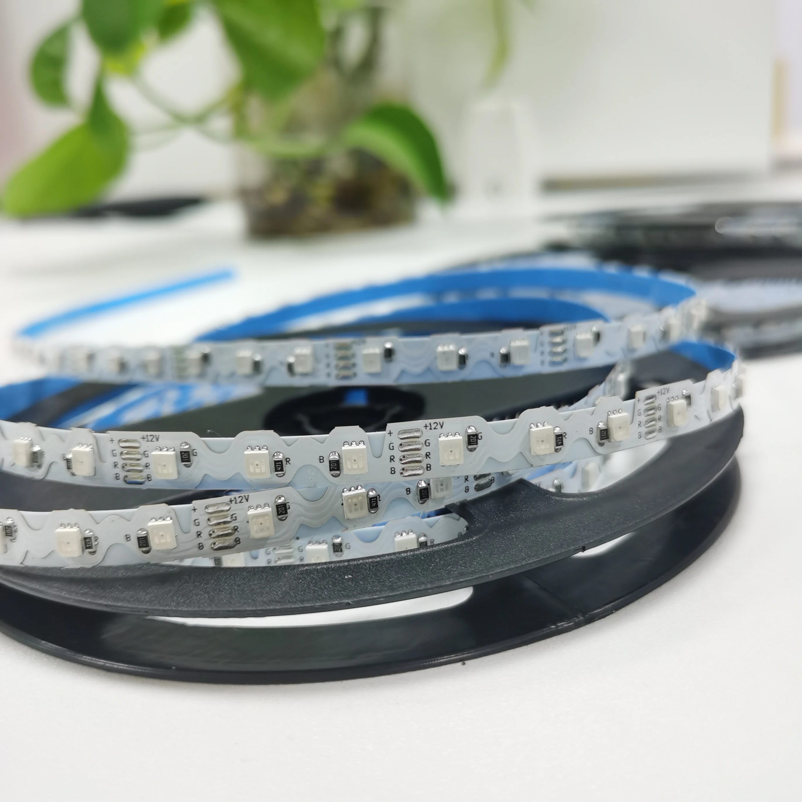 DC12V RGB SMD5050 светодиодная S-образная лента с белой силиконовой неоновой трубкой