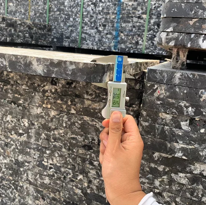 Low Price of Factory Directly Selling Cement Brick Plastic Pallets GMT Glass Fiber Pallet for Concrete Block Making Machine