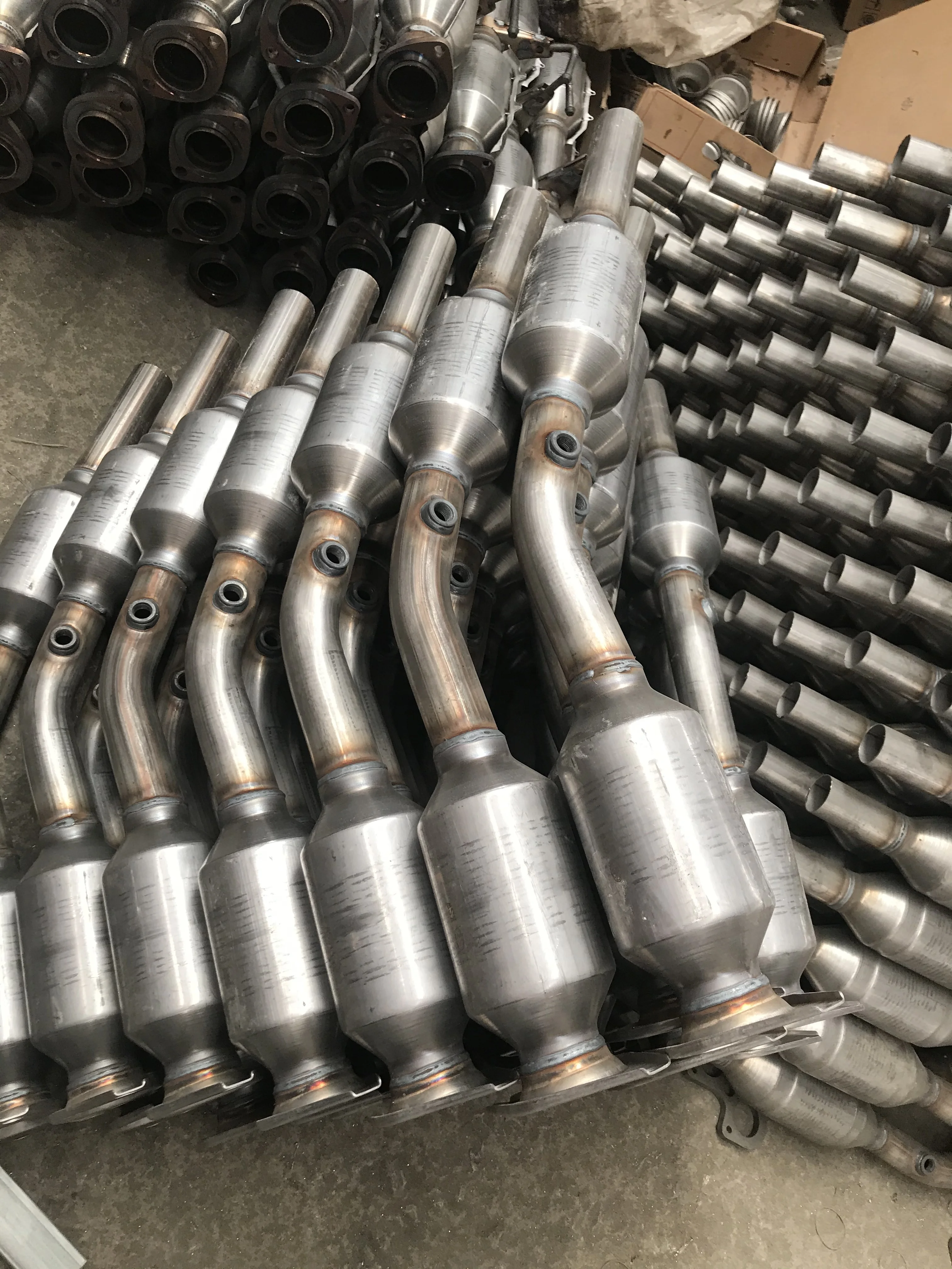 XG Half Three Way Catalytic Converter for Toyota Corolla