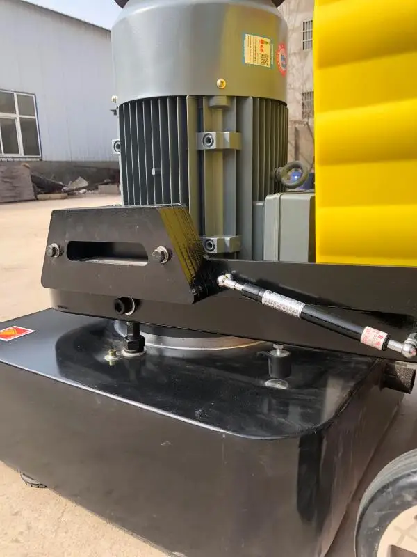 Factory Price Concrete Grinding Machine Self Propelled GT-700 Heavy Concrete Grinding Machine with Bitumen Grind