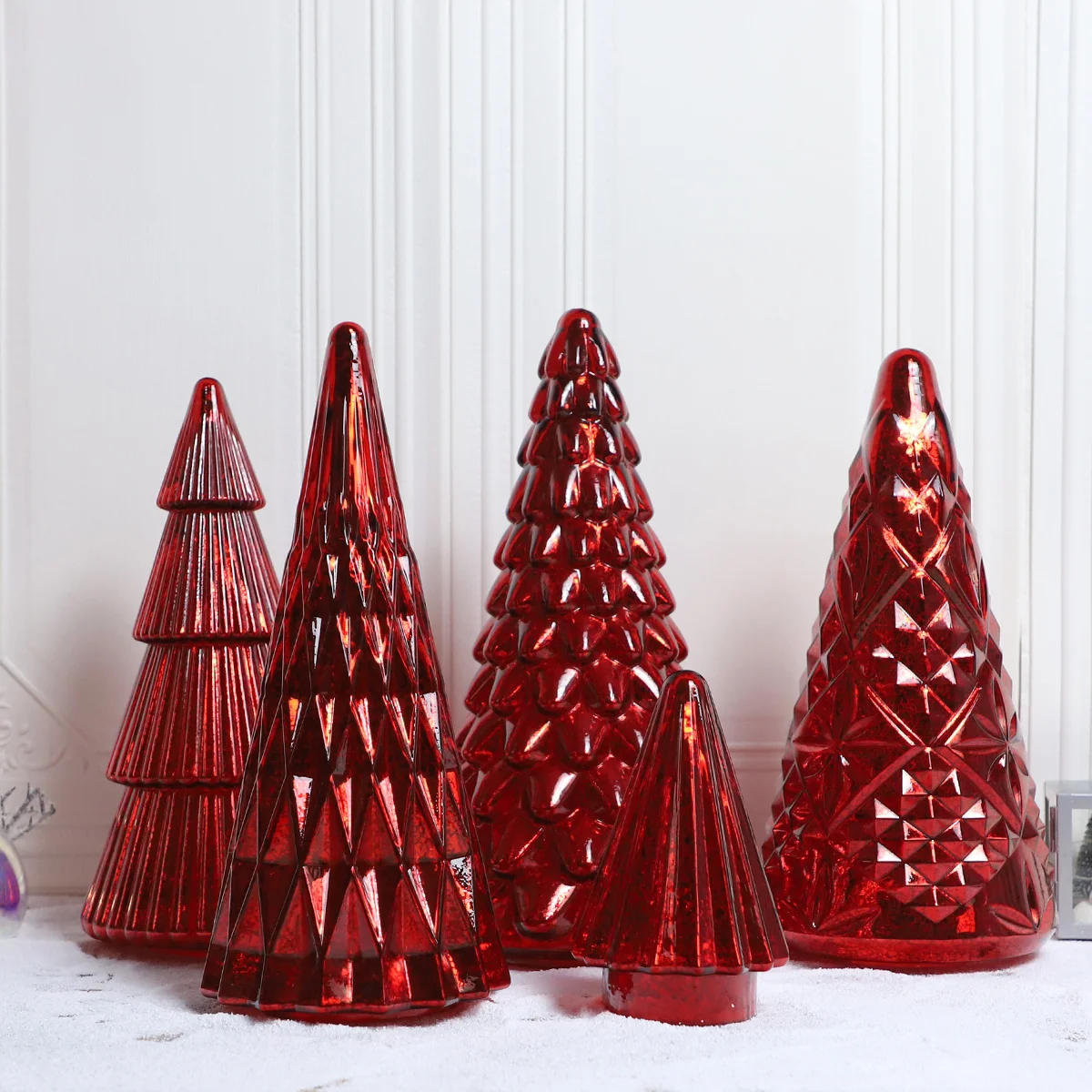 wholesale blown glass unique pine cone hand blown glass Christmas tree with led lights