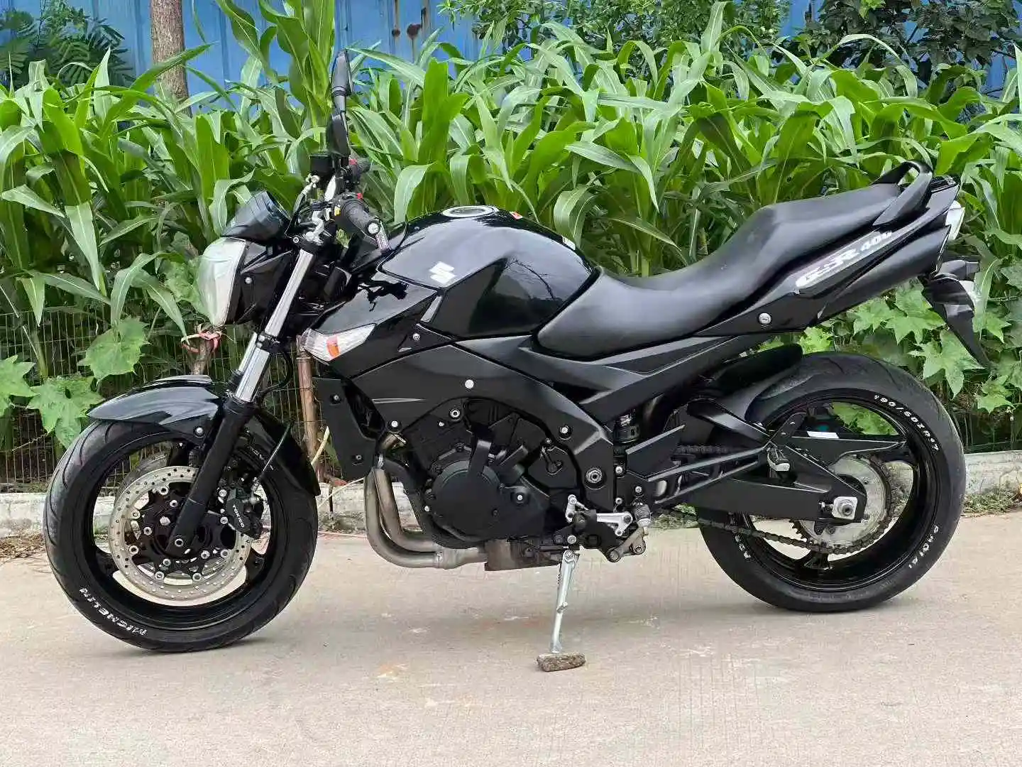 Suzuki GSR400 Sportbikes Racing Motorcycles Gasoline-powered 
