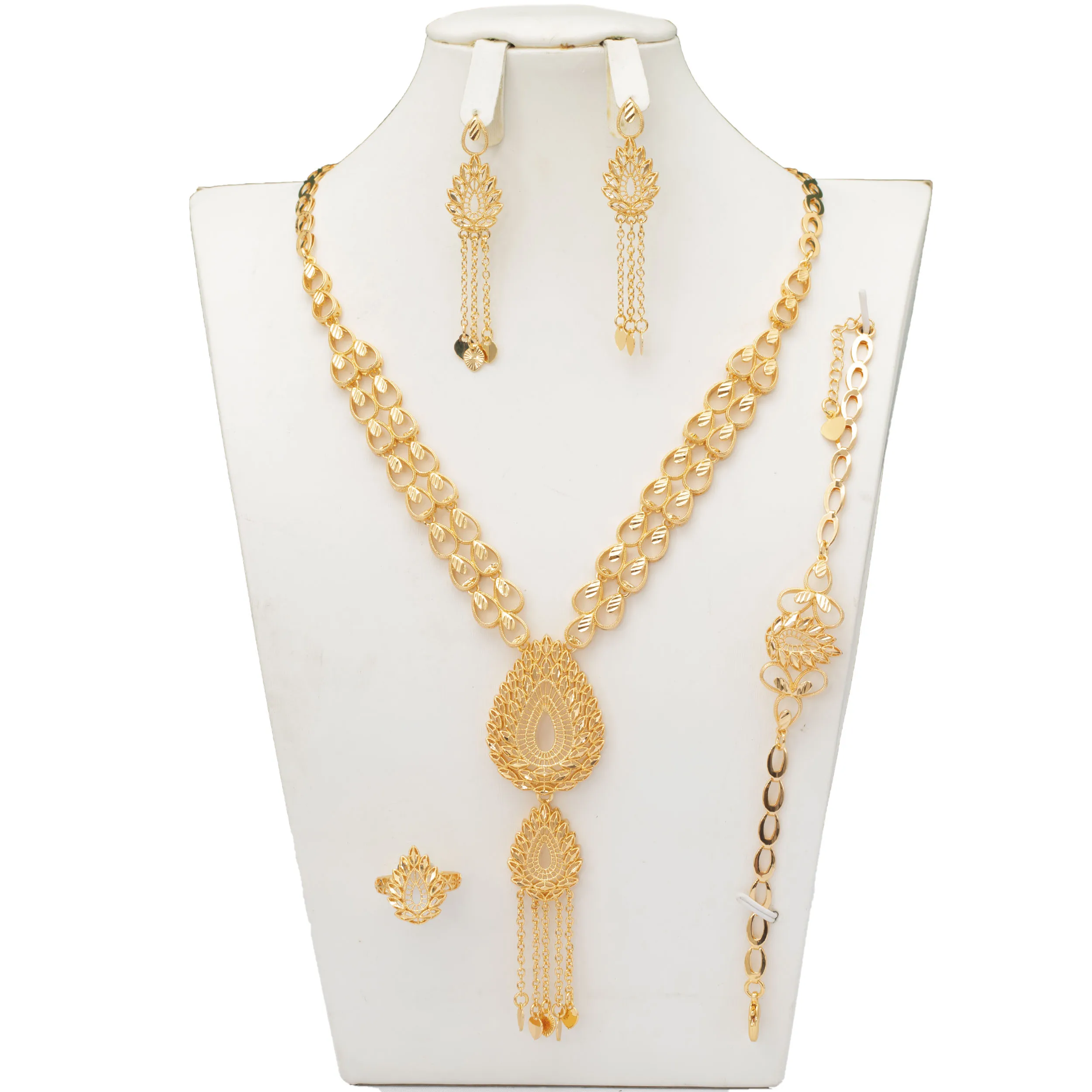 Gold Plated Jewellery Buy And Sell Shop Dubai's 21k Gold Jewelry