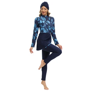 High Quality 2026 New Women's Muslim Four-Piece Swimsuit with Pants Beachwear Anti-UV Breathable Removable Padded