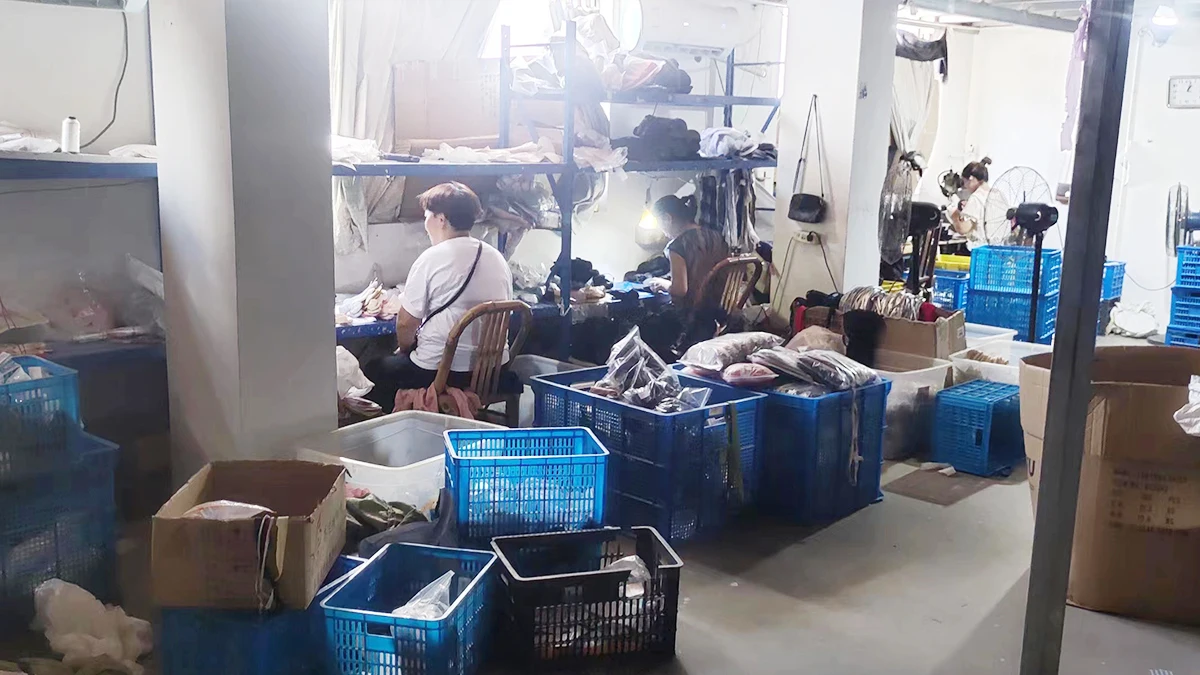 Xiamen Kuangqi Trading Co., Ltd. 2