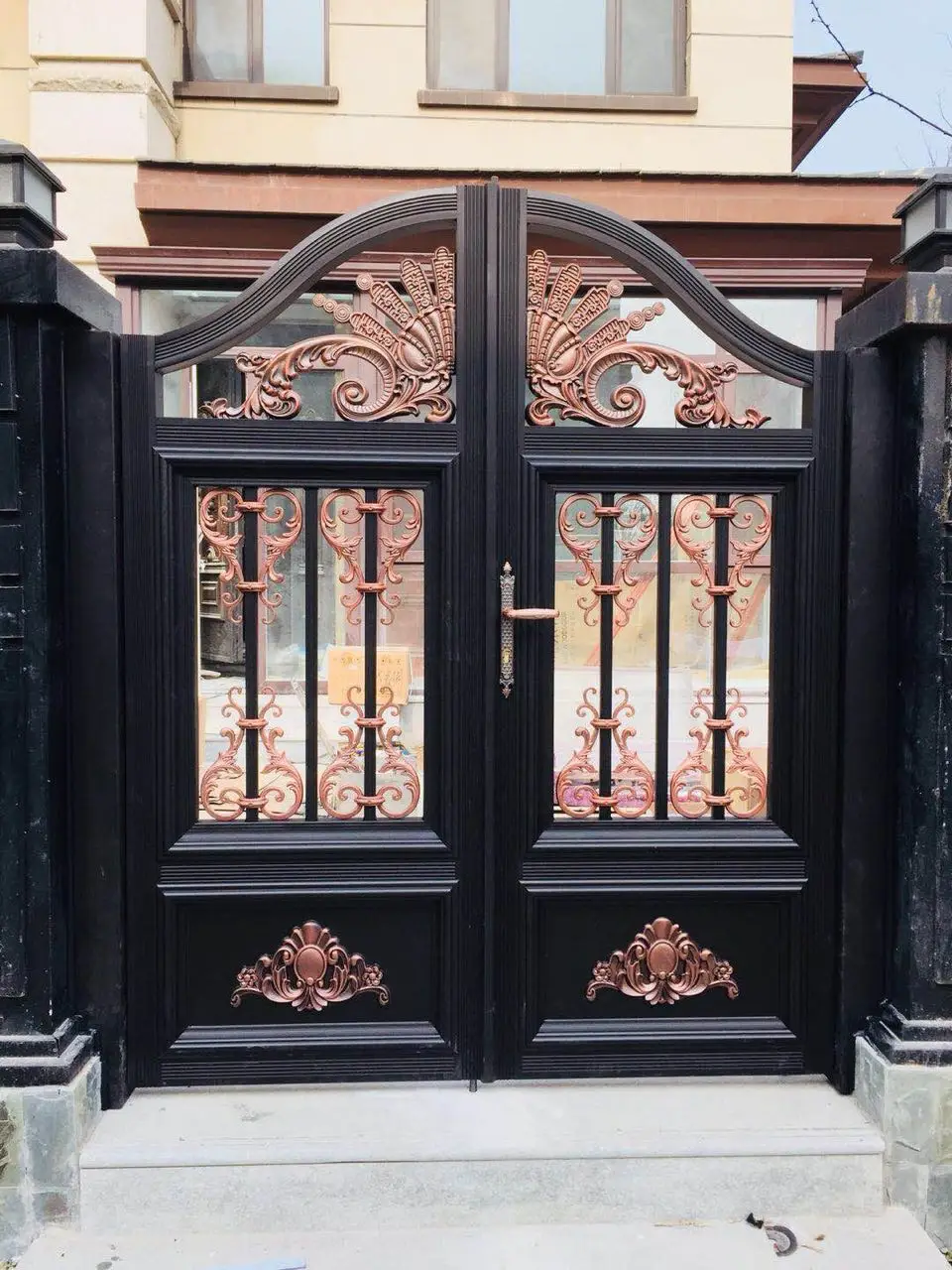 Factory Prices Swing Open Wrought Iron Gate  Driveway Gate